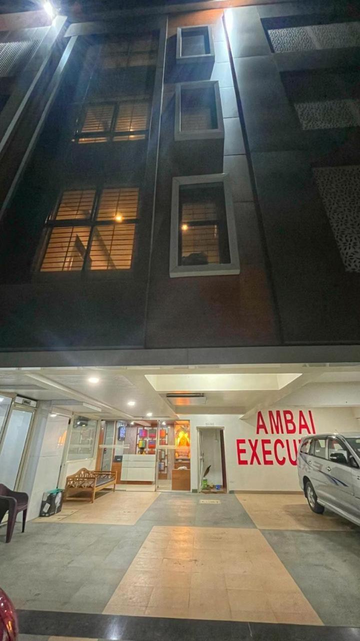 Hotel Ambai Executive Tuljapur Exteriér fotografie